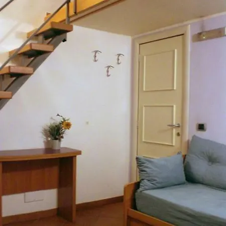 Micasatucasa Napoli
